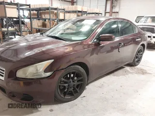2014 Nissan Maxima S with VIN 1N4AA5AP2EC493346, listed as a IAAI auction lot 41630351 with 186,690 mi miles and . Bid and sale history available at DreamBid. Image 6.