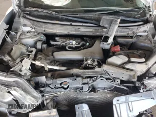 2015 Nissan Rogue SL z VIN 5N1AT2MV7FC850725, wystawiony jako Copart lot #54993195 z przebiegiem 98 804 mil mil oraz Szkoda całkowita • Salvage title. Historia ofert i sprzedaży dostępna na DreamBid. Obrazek 12.