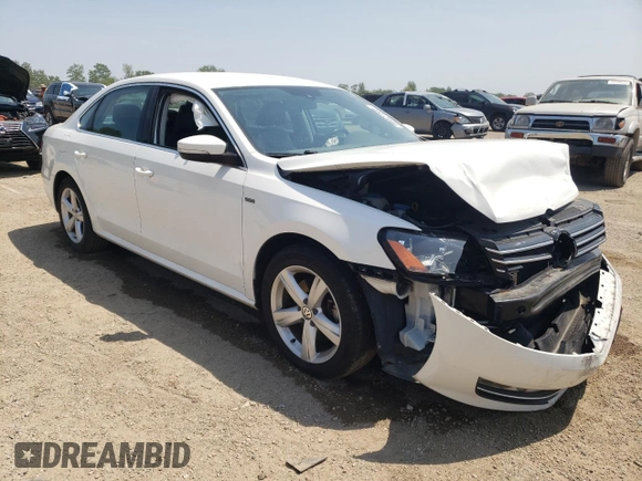 2015 Volkswagen Passat Wolfsburg Edition with VIN 1VWAS7A3XFC114625, listed as a Copart auction lot 60321585 with 81,940 mi miles and Salvage title. Bid and sale history available at DreamBid. Image 4.