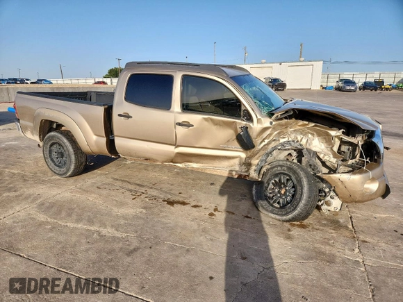 2005 Toyota Tacoma PreRunner z VIN 3TMKU72N85M003408, wystawiony jako Copart lot #57670935 z przebiegiem 247 189 mil mil oraz Szkoda całkowita • Salvage title. Historia ofert i sprzedaży dostępna na DreamBid. Obrazek 4.