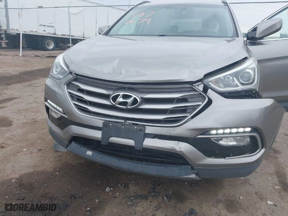 2017 Hyundai Santa Fe Sport 2.4L with VIN 5XYZU3LB0HG424780, listed as a IAAI auction lot 41878679 with 112,739 mi miles. Bid and sale history available at carsss.com. Image 6.