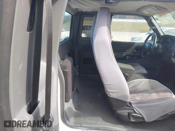 2004 Ford Ranger XL Fleet with VIN 1FTYR44U84PB66955, listed as a IAAI auction lot 41685145 with 291,400 mi miles and . Bid and sale history available at DreamBid. Image 8.