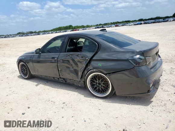 2013 BMW 3 Series 328i with VIN WBA3A5G55DNP21848, listed as a Copart auction lot 61733995 with 134,760 mi miles and Salvage title. Bid and sale history available at DreamBid. Image 2.