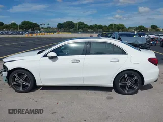 2020 Mercedes-Benz A 220 с VIN W1K3G4EB6LJ233590, выставлен на аукционе IAAI как лот 42556912 с пробегом 48 876 миль миль и . История ставок и продаж доступна на DreamBid. Изображение 14.