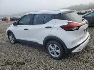 2024 Nissan Kicks S with VIN 3N1CP5BV1RL584510, listed as a Copart auction lot 43839965 with 6,468 mi miles and Salvage Title. Bid and sale history available at carsss.com. Image 2.