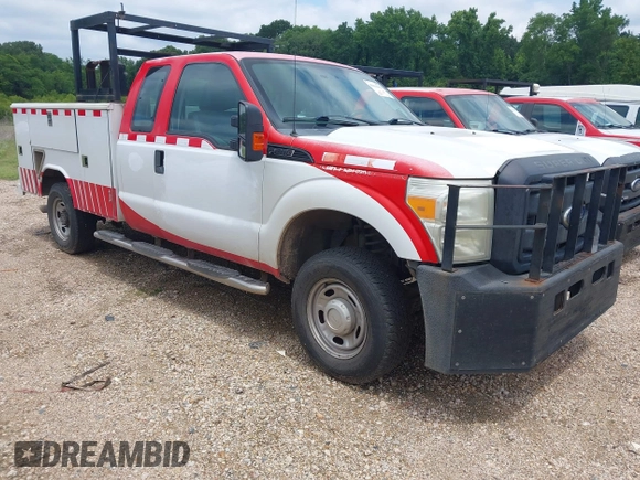 2016 Ford F-250 XL with VIN 1FD7X2B65GEC87433, listed as a IAAI auction lot 42014964 with 527,692 mi miles and . Bid and sale history available at DreamBid. Image 1.