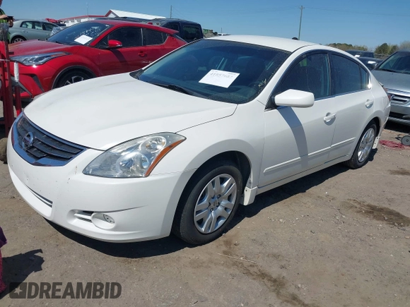 2012 Nissan Altima S z VIN 1N4AL2AP6CC170813, wystawiony jako IAAI lot #41857682 z przebiegiem 102 577 mil mil oraz . Historia ofert i sprzedaży dostępna na DreamBid. Obrazek 2.
