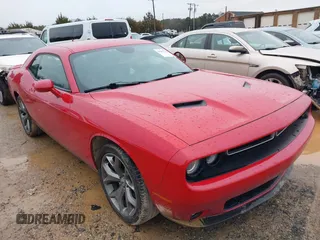 2017 Dodge Challenger SXT z VIN 2C3CDZAG1HH536243, wystawiony jako IAAI lot #41563749 z przebiegiem 64 901 mil mil oraz . Historia ofert i sprzedaży dostępna na DreamBid. Obrazek 1.