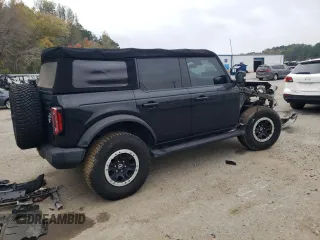 2022 Ford Bronco with VIN 1FMEE5DP9NLA92965, listed as a Copart auction lot 82381544 with 60,744 mi miles and Salvage Title. Bid and sale history available at carsss.com. Image 3.