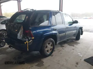 2003 Chevrolet TrailBlazer LS with VIN 1GNDT13S332354526, listed as a IAAI auction lot 42023178 with Not Provided miles and . Bid and sale history available at DreamBid. Image 4.