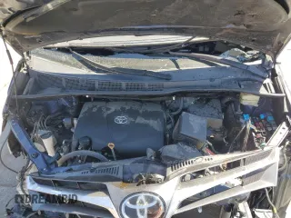 2018 Toyota Sienna XLE Auto Access Seat с VIN 5TDYZ3DC7JS915179, выставлен на аукционе Copart как лот 58565195 с пробегом Не указан миль и Списание • Salvage title. История ставок и продаж доступна на DreamBid. Изображение 12.