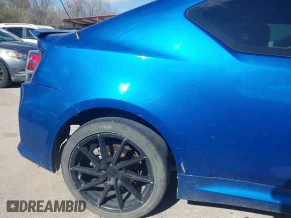 2015 Scion tC with VIN JTKJF5C77F3088828, listed as a IAAI auction lot 41846399 with 203,677 mi miles. Bid and sale history available at carsss.com. Image 6.