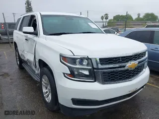 2017 Chevrolet Tahoe LT with VIN 1GNSCBKC1HR200807, listed as a IAAI auction lot 41917005 with 129,910 mi miles. Bid and sale history available at carsss.com. Image 1.