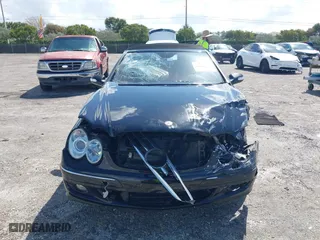 2006 Mercedes-Benz CLK-Class 3.5L with VIN WDBTK56G36T063432, listed as a IAAI auction lot 41928330 with 88,575 mi miles. Bid and sale history available at carsss.com. Image 6.