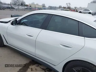 2023 BMW i4 eDrive35 z VIN WBY43AW04PFP70309, wystawiony jako IAAI lot #41745911 z przebiegiem 15 453 mil mil oraz . Historia ofert i sprzedaży dostępna na DreamBid. Obrazek 15.