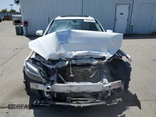 2019 Mercedes-Benz C 300 z VIN WDDWF8DB9KR515666, wystawiony jako Copart lot #57494005 z przebiegiem 101 439 mil mil oraz Tytuł czysty. Historia ofert i sprzedaży dostępna na DreamBid. Obrazek 5.