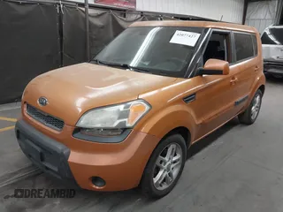 2011 Kia Soul + with VIN KNDJT2A22B7279422, listed as a IAAI auction lot 42077427 with 192,832 mi miles. Bid and sale history available at carsss.com. Image 2.