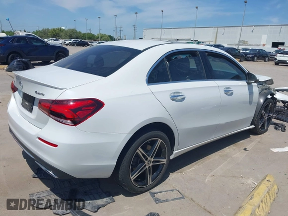 2022 Mercedes-Benz A 220 with VIN W1K3G4FB2NJ357146, listed as a IAAI auction lot 42049086 with 42,832 mi miles and . Bid and sale history available at DreamBid. Image 4.