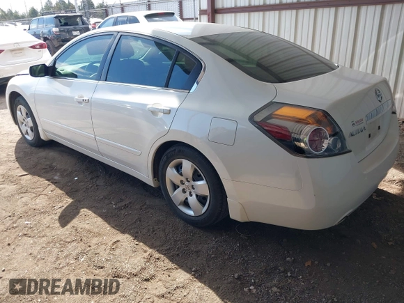 2008 Nissan Altima 2.5 SL with VIN 1N4AL21E38N539850, listed as a IAAI auction lot 41894242 with 109,557 mi miles. Bid and sale history available at carsss.com. Image 3.