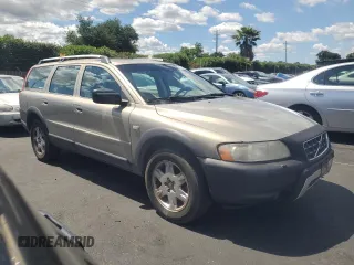 2005 Volvo XC70 z VIN YV1SZ592451199744, wystawiony jako Copart lot #56257095 z przebiegiem 193 139 mil mil oraz Czysty tytuł • Clean title. Historia ofert i sprzedaży dostępna na DreamBid. Obrazek 4.