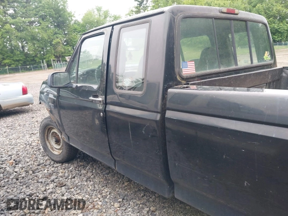 1997 Ford F-250 with VIN 1FTHX25H5VEC68464, listed as a IAAI auction lot 42365298 with 137,859 mi miles and . Bid and sale history available at DreamBid. Image 15.