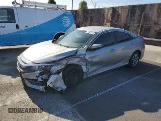 2017 Honda Civic LX z VIN 2HGFC2F55HH543319, wystawiony jako Copart lot #54403835 z przebiegiem 64 275 mil mil oraz Szkoda całkowita • Salvage title. Historia ofert i sprzedaży dostępna na DreamBid. Obrazek 1.
