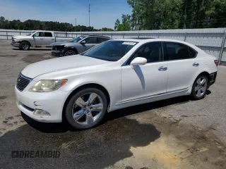 2007 Lexus LS 460 L z VIN JTHGL46F475017260, wystawiony jako Copart lot #55674615 z przebiegiem 189 031 mil mil oraz Szkody całkowita. Historia ofert i sprzedaży dostępna na DreamBid. Obrazek 1.