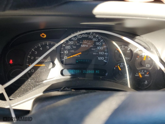 2005 Chevrolet Silverado 1500 LT with VIN 2GCEC19T751225768, listed as a Copart auction lot 79506054 with 212,068 mi miles and Salvage Title. Bid and sale history available at carsss.com. Image 9.