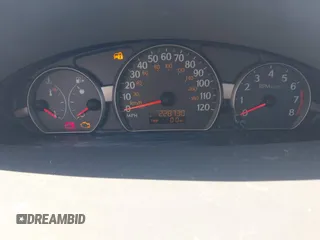 2003 Saturn ION ION 1 z VIN 1G8AG52F93Z198716, wystawiony jako IAAI lot #42317240 z przebiegiem 228 730 mil mil oraz . Historia ofert i sprzedaży dostępna na DreamBid. Obrazek 7.