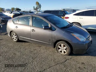 2006 Toyota Prius with VIN JTDKB20U463192337, listed as a Copart auction lot 44080325 with 17,710 mi miles and Salvage Title. Bid and sale history available at carsss.com. Image 4.