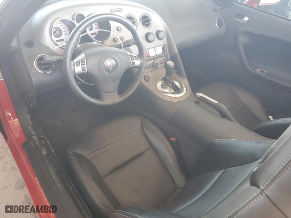 2008 Pontiac Solstice with VIN 1G2MC35B48Y131700, listed as a Copart auction lot 50033395 with 4,783 mi miles and Salvage Title. Bid and sale history available at carsss.com. Image 8.