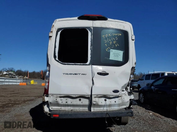 2022 Ford Transit Cargo z VIN 1FTBR1C89NKA67892, wystawiony jako Copart lot #49484705 z przebiegiem 76 174 mil mil oraz Szkoda całkowita • Salvage title. Historia ofert i sprzedaży dostępna na DreamBid. Obrazek 6.