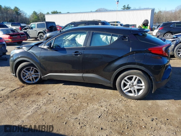 2021 Toyota C-HR LE with VIN NMTKHMBXXMR123633, listed as a IAAI auction lot 40787336 with 28,234 mi miles. Bid and sale history available at carsss.com. Image 14.