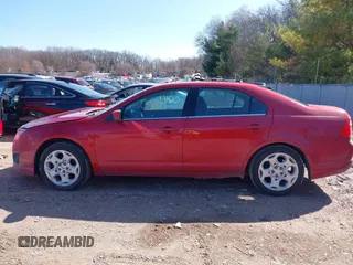 2010 Ford Fusion SE with VIN 3FAHP0HA7AR345092, listed as a IAAI auction lot 41910241 with 135,805 mi miles. Bid and sale history available at carsss.com. Image 14.