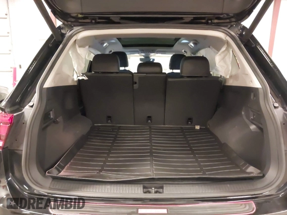 2021 Volkswagen Tiguan SE with VIN 3VV2B7AXXMM034880, listed as a IAAI auction lot 41979636 with 34,490 mi miles and . Bid and sale history available at DreamBid. Image 18.