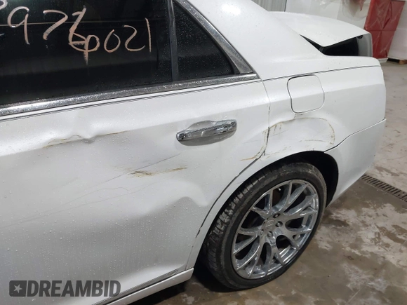 2012 Chrysler 300 with VIN 2C3CCAET0CH188519, listed as a IAAI auction lot 40894686 with 101,980 mi miles. Bid and sale history available at carsss.com. Image 21.