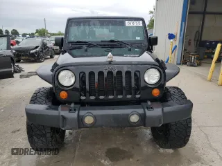 2014 Jeep Wrangler Unlimited Rubicon X with VIN 1C4HJWFG0EL142071, listed as a Copart auction lot 56187575 with 110,597 mi miles and Salvage title. Bid and sale history available at DreamBid. Image 5.