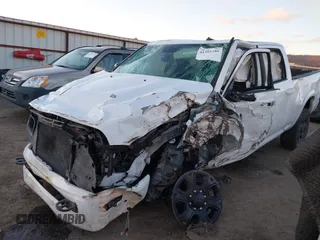 2018 Ram 2500 Big Horn with VIN 3C6UR5DL6JG257631, listed as a IAAI auction lot 41385380 with 1 mi miles. Bid and sale history available at carsss.com. Image 2.