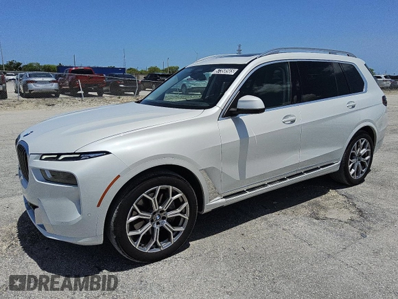 2025 BMW X7 xDrive40i z VIN 5UX23EM02S9W38321, wystawiony jako Copart lot #57358565 z przebiegiem 24 910 mil mil oraz Tytuł czysty. Historia ofert i sprzedaży dostępna na DreamBid. Obrazek 1.