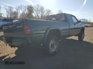 1998 Dodge Ram 2500 with VIN 3B7KF22Z2WG172937, listed as a Copart auction lot 77804924 with 80,669 mi miles and Salvage Title. Bid and sale history available at carsss.com. Image 3.
