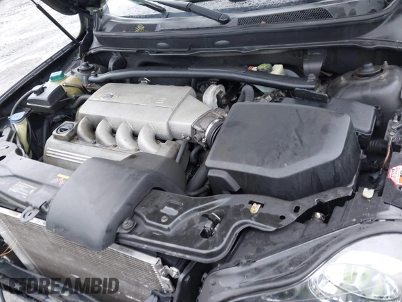 2008 Volvo XC90 V8 with VIN YV4CZ852281449159, listed as a IAAI auction lot 41665173 with 204,715 mi miles. Bid and sale history available at carsss.com. Image 10.