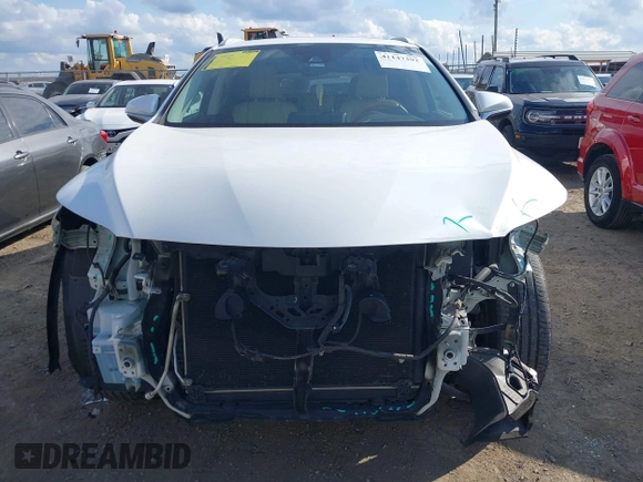 2018 Lexus RX with VIN JTJGZKCA9J2000733, listed as a IAAI auction lot 41147392 with 62,161 mi miles. Bid and sale history available at carsss.com. Image 12.