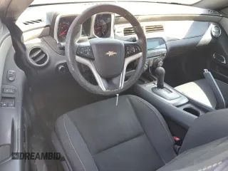 2012 Chevrolet Camaro 2LS z VIN 2G1FA1E37C9203566, wystawiony jako Copart lot #52959205 z przebiegiem 171 482 mil mil oraz Szkoda całkowita • Salvage title. Historia ofert i sprzedaży dostępna na DreamBid. Obrazek 8.