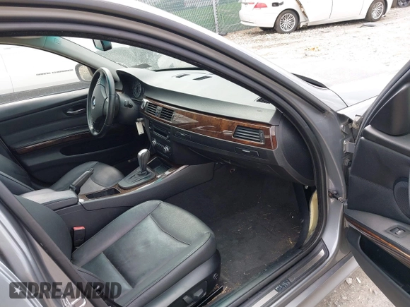 2010 BMW 3 Series 328i xDrive with VIN WBAPK5C54AA647104, listed as a IAAI auction lot 42059221 with 173,463 mi miles and . Bid and sale history available at DreamBid. Image 5.
