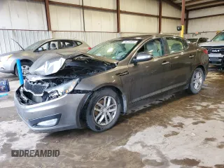 2013 Kia Optima LX z VIN 5XXGM4A75DG188847, wystawiony jako Copart lot #56239955 z przebiegiem 78 561 mil mil oraz Szkoda całkowita • Salvage title. Historia ofert i sprzedaży dostępna na DreamBid. Obrazek 1.