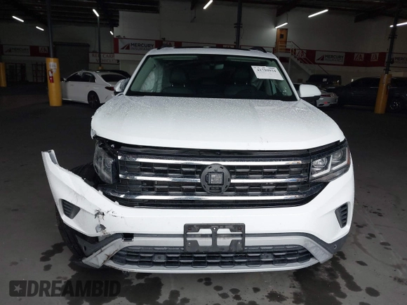 2021 Volkswagen Atlas 3.6L V6 SE w/Technology with VIN 1V2KR2CA8MC501445, listed as a IAAI auction lot 41798934 with 74,764 mi miles. Bid and sale history available at carsss.com. Image 11.