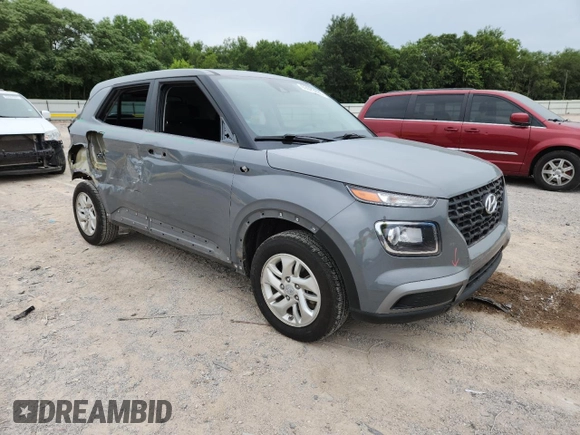 2022 Hyundai Venue SE with VIN KMHRB8A30NU141607, listed as a Copart auction lot 63023035 with 59,676 mi miles and Salvage title. Bid and sale history available at DreamBid. Image 4.