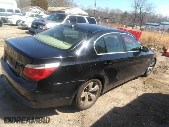 2005 BMW 5 Series 530i with VIN WBANA73555CR59173, listed as a IAAI auction lot 41715558 with 266,464 mi miles and . Bid and sale history available at carsss.com. Image 4.