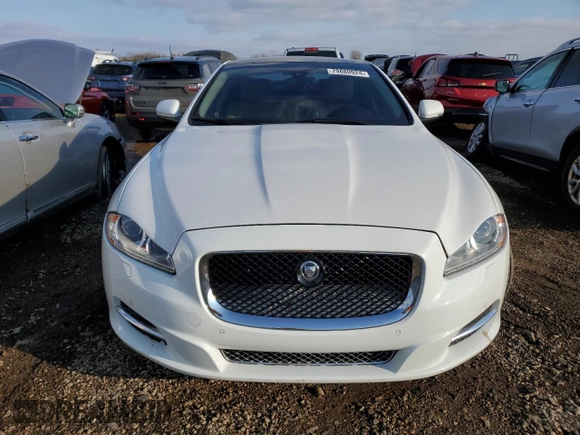 2013 Jaguar XJ with VIN SAJWJ1CD6D8V50968, listed as a Copart auction lot 79880924 with 136,280 mi miles and Salvage Title. Bid and sale history available at carsss.com. Image 5.