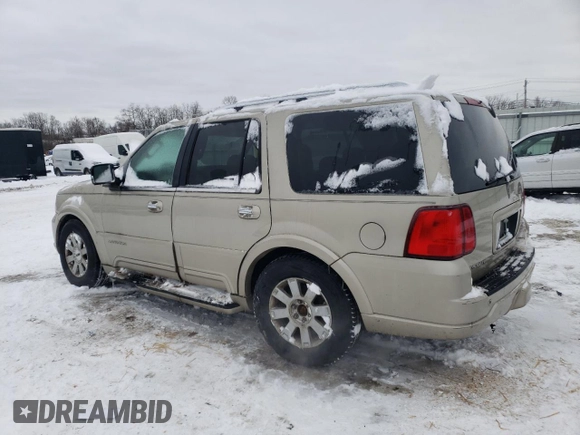 2004 Lincoln Navigator Luxury z VIN 5LMFU28R94LJ25315, wystawiony jako Copart lot #41477625 z przebiegiem 221 849 mil mil oraz Nie do naprawy • Non repairable. Historia ofert i sprzedaży dostępna na DreamBid. Obrazek 2.